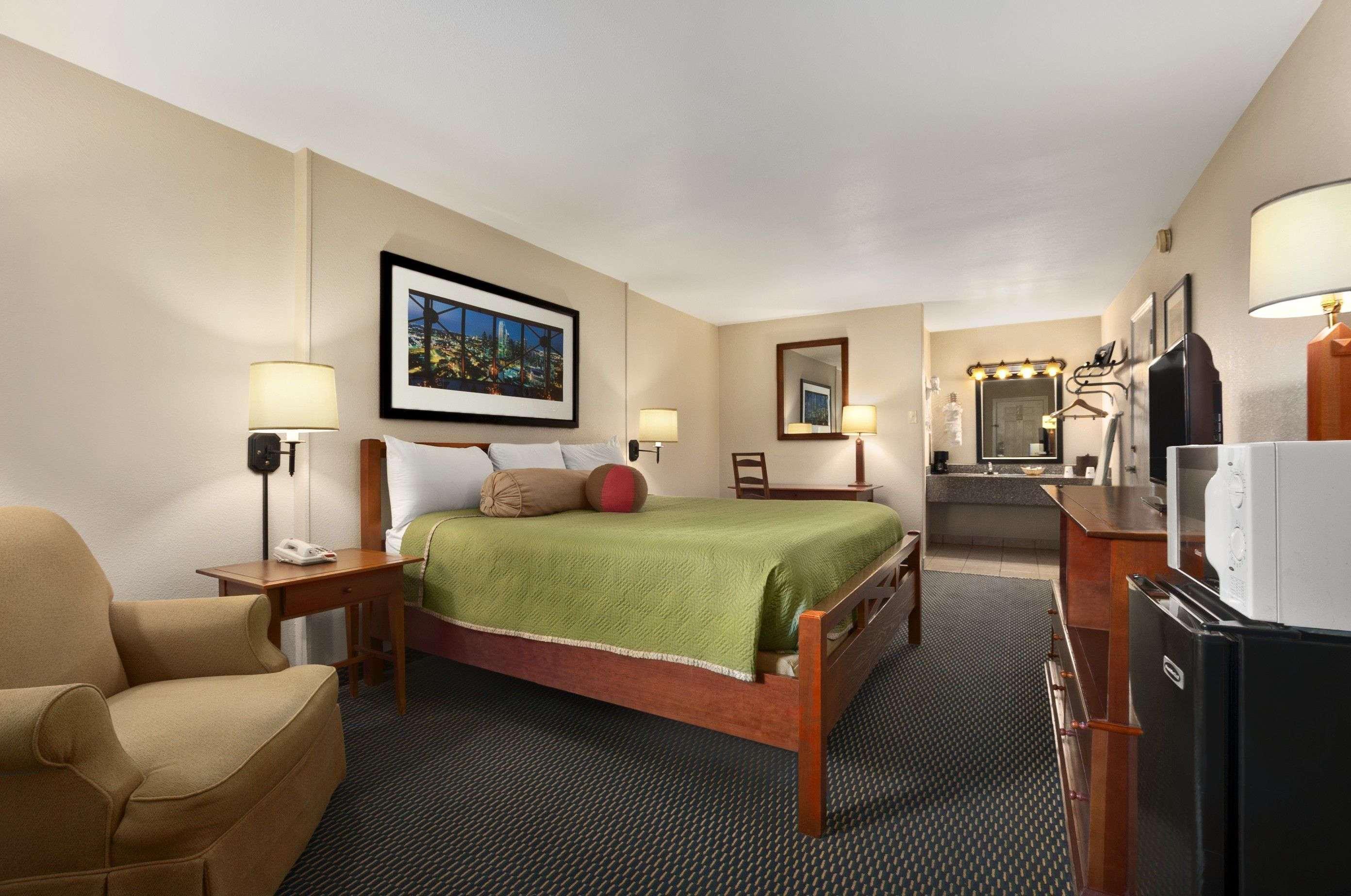 Travelodge By Wyndham New Orleans Harvey Hotel Exterior foto