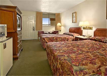 Travelodge By Wyndham New Orleans Harvey Hotel Exterior foto
