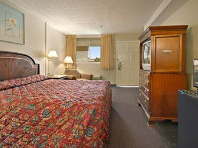 Travelodge By Wyndham New Orleans Harvey Hotel Exterior foto